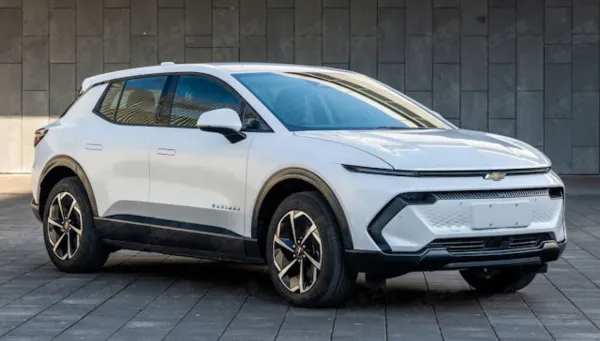 전기차 시장, 정책 후퇴와 산업 재편 속 '캐즘' 직면